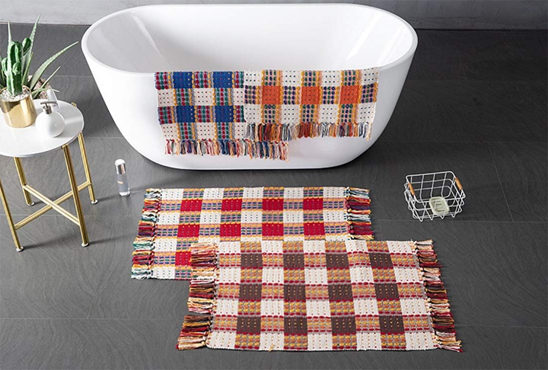 Fennco Styles Multicolor Woven Plaid Hand Knotted Tassel Boho Small Area Rug - Cotton Blend Carpet Indoor Outdoor Floor Mat for Living Room, Entryway, Bedroom and Floor Décor
