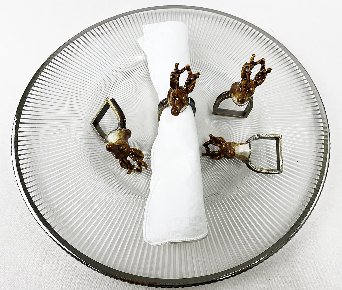 Fennco Styles Vintage Enameled Reindeer Brass Napkin Rings, Set of 4 - Bronze Metal Napkin Holders for Home, Dining Table, Christmas Décor, Holiday, Family Gathering and Special Occasion