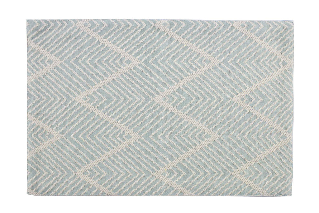 Fennco Styles Contemporary Chevron Tassel Cotton Blend 14 x 71 Inch Table Runner – Woven Table Runner for Indoor Party, Family Gathering, Beach House and Home Décor