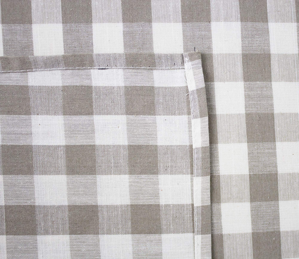 Fennco Styles Classic Gingham Checkered Tablecloth - Check Pattern Table Cover for Everyday Use, Country Theme Party, Banquets and Home Décor