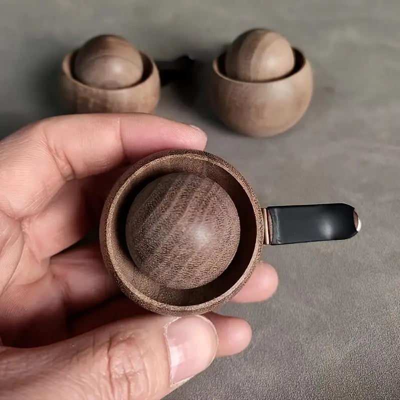 New Handmade Car Mounted Circular Diffuser Wood Aromatherapy Natural Black Walnut Solid Wood for Car Air Conditioning Vents