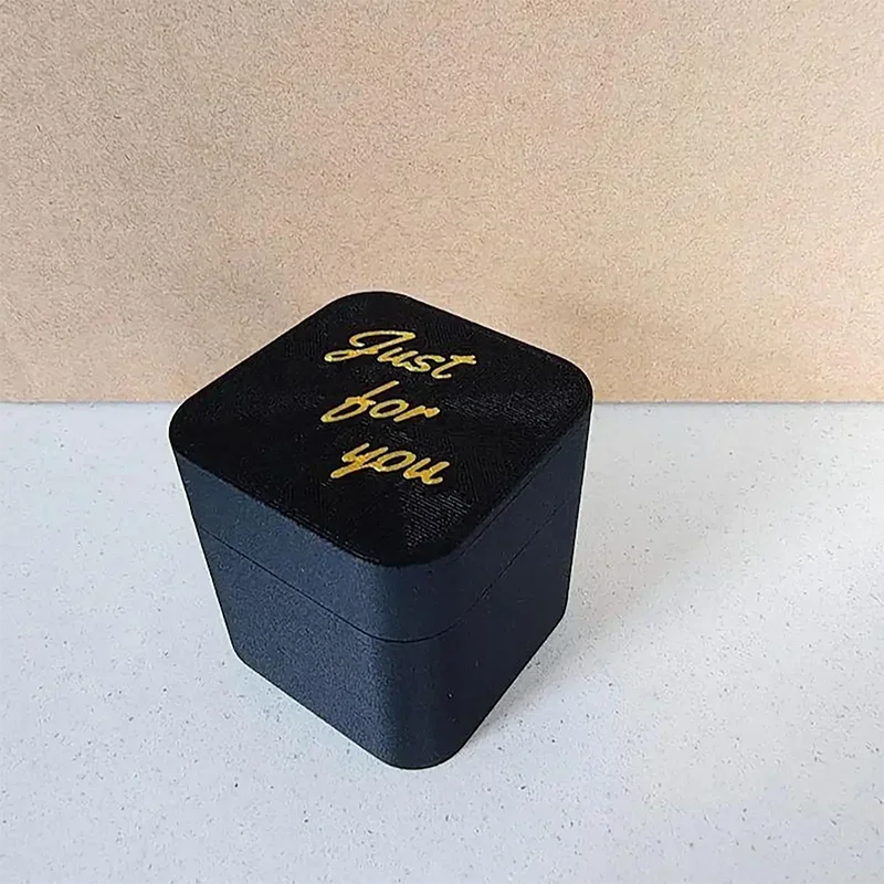 Home Decoration Interesting Prank Gift Middle Finger In Box Box Funny Creative Gifts Office Desk Decoration Gifts For Guests