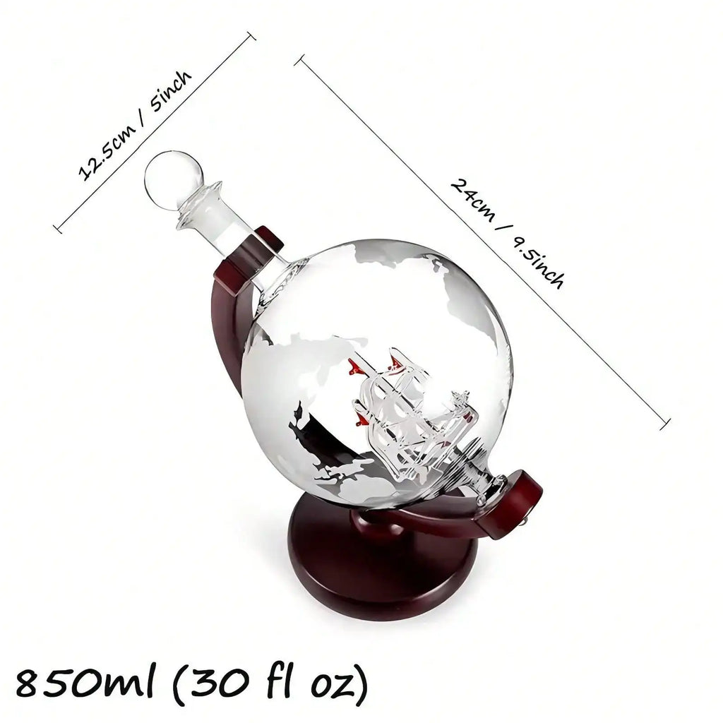 Decanter Globe Set With 2 Etched Glasses