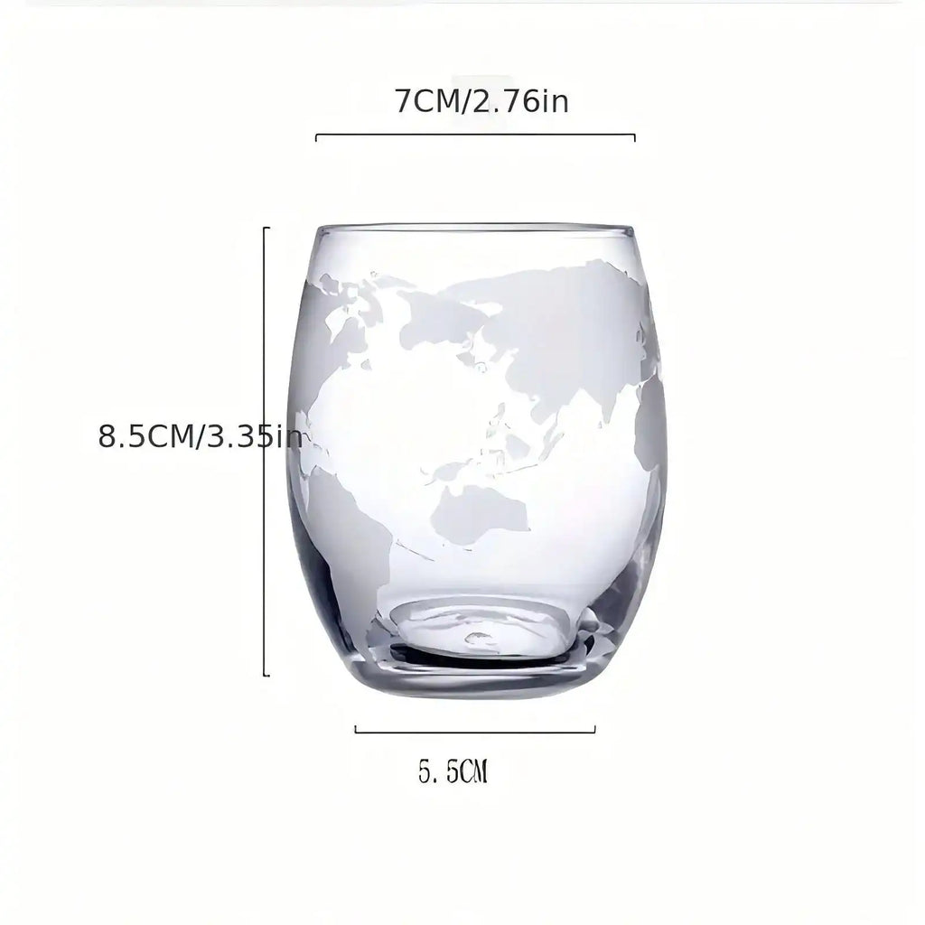 Decanter Globe Set With 2 Etched Glasses