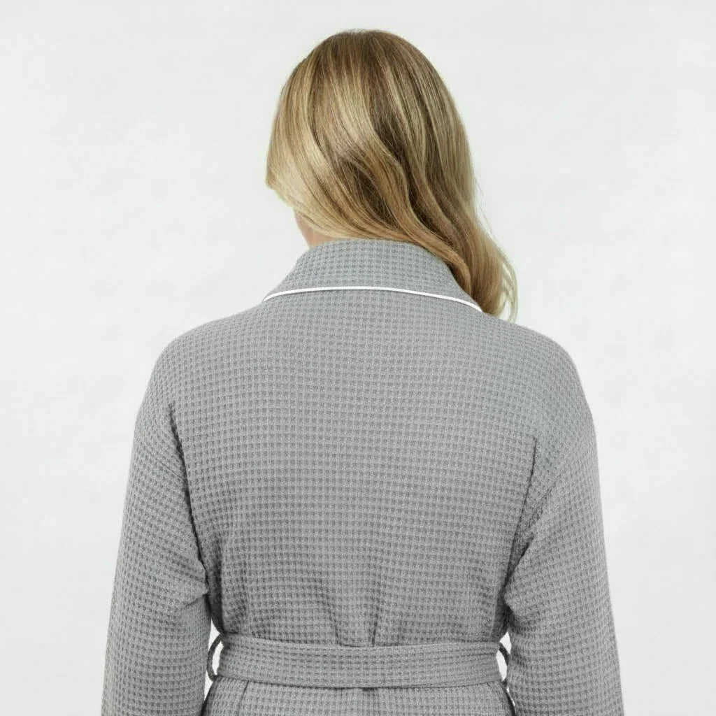 Waffle Piping Bathrobe – Lightweight Spa Comfort