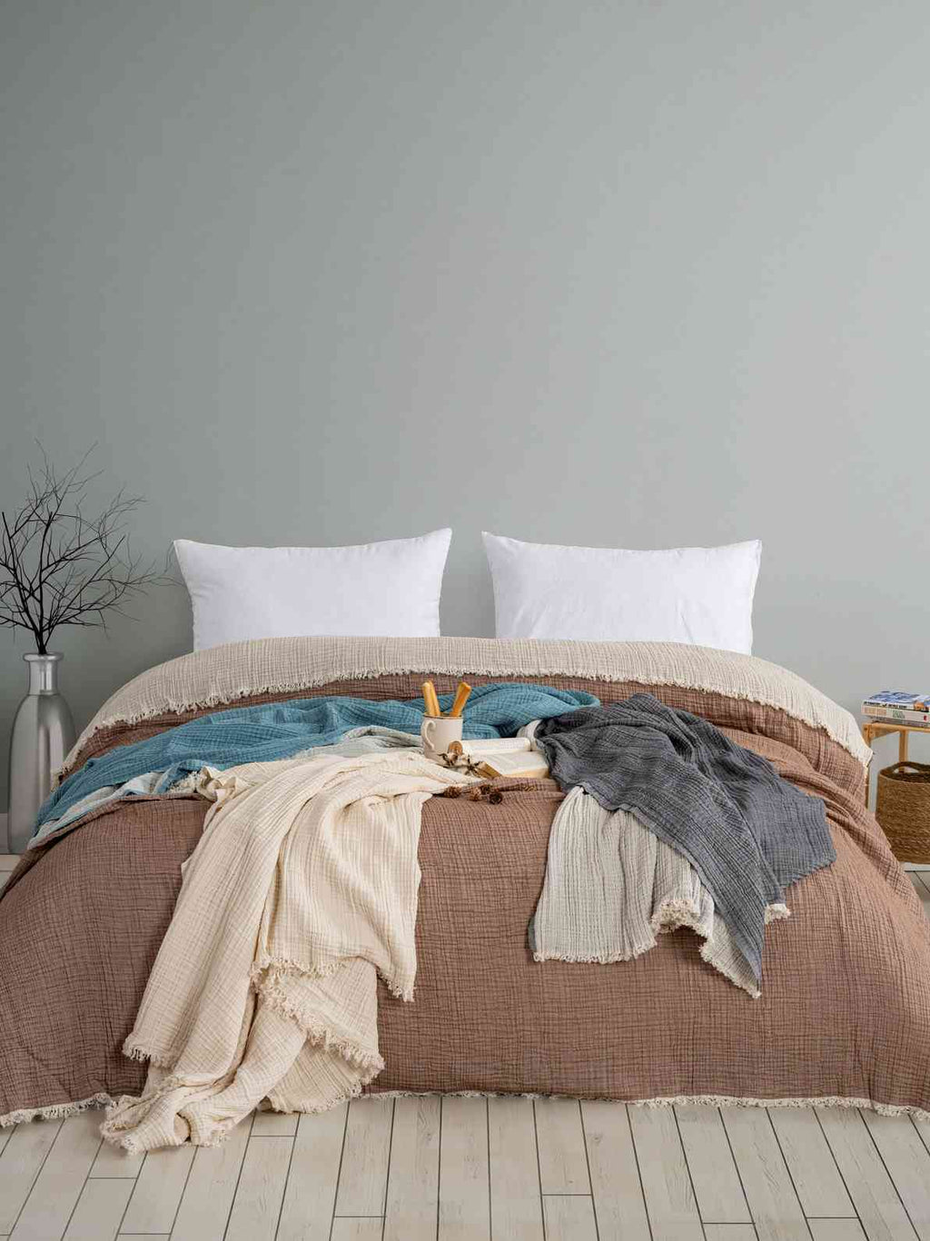 4 Layers Oversized Turkish Muslin Blanket
