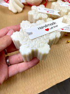 Snowflake Candle – Handmade Winter Holiday & Christmas Soy Candle for Home Decor & Gifts