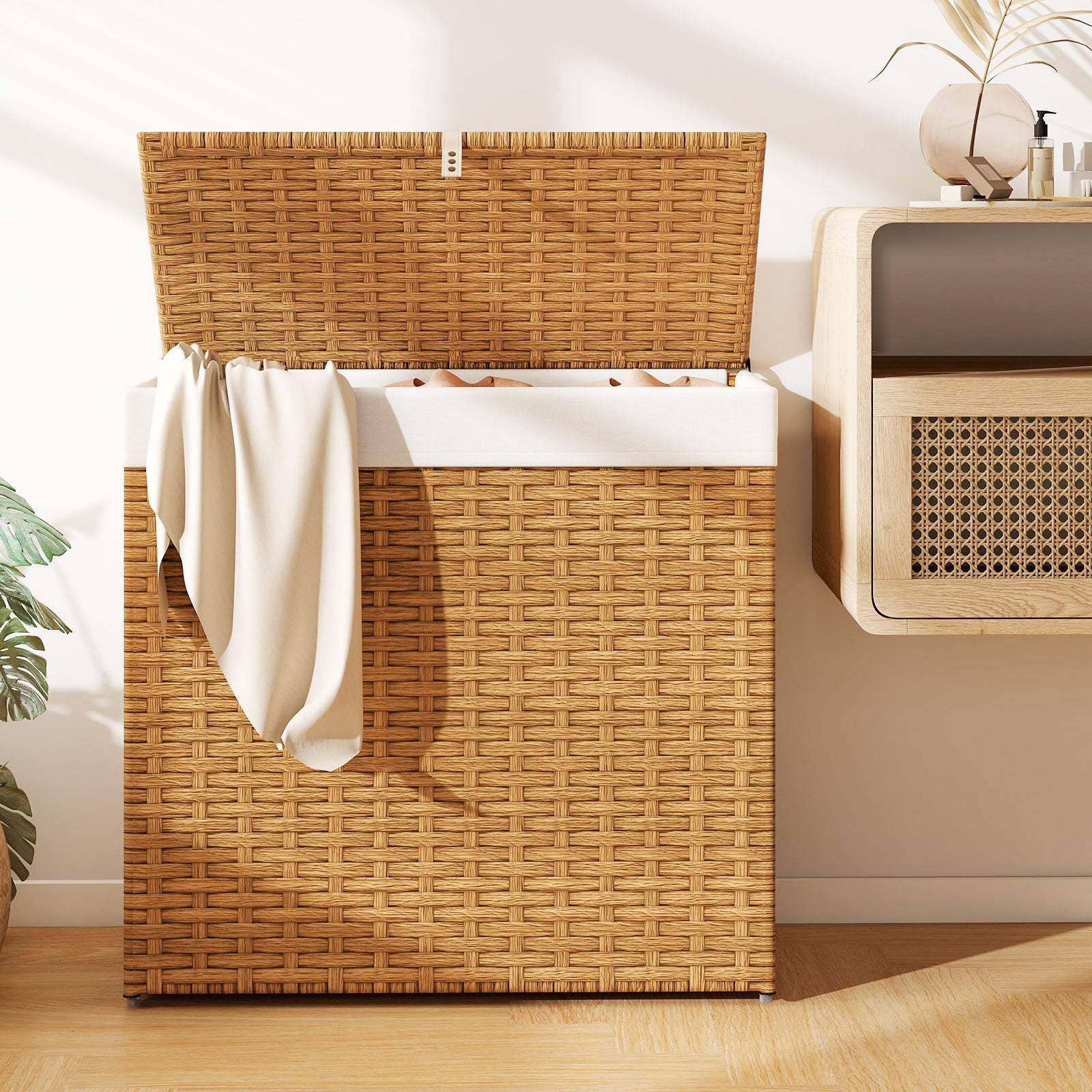 PE Rattan Laundry Hamper with Wheels and Lid
