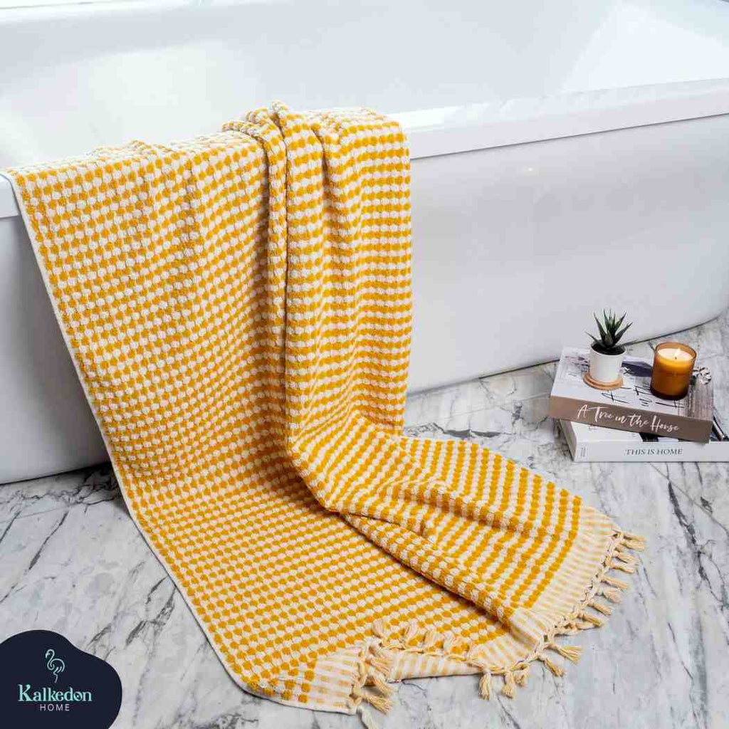 Turkish Cotton Pom Pom Bath Towel