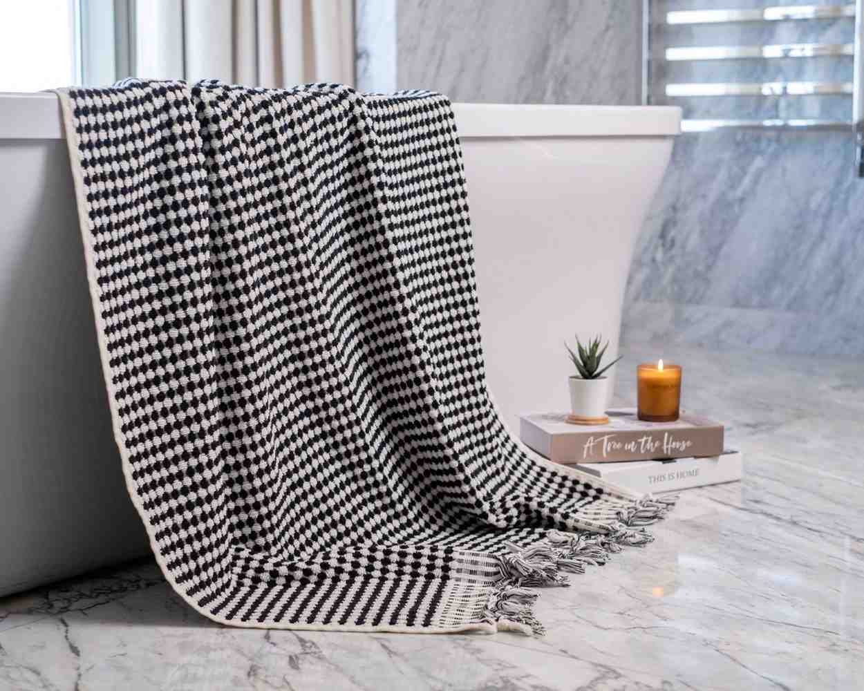 Turkish Cotton Pom Pom Bath Towel