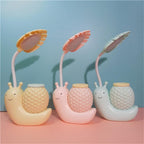 Snail Led Table Lamp Cute Pen Holder Desk Light Reading Study Children Bedroom College Dorm Eye Protection Adjustable Organizer Cute Study Lamps for Bedroom Décor