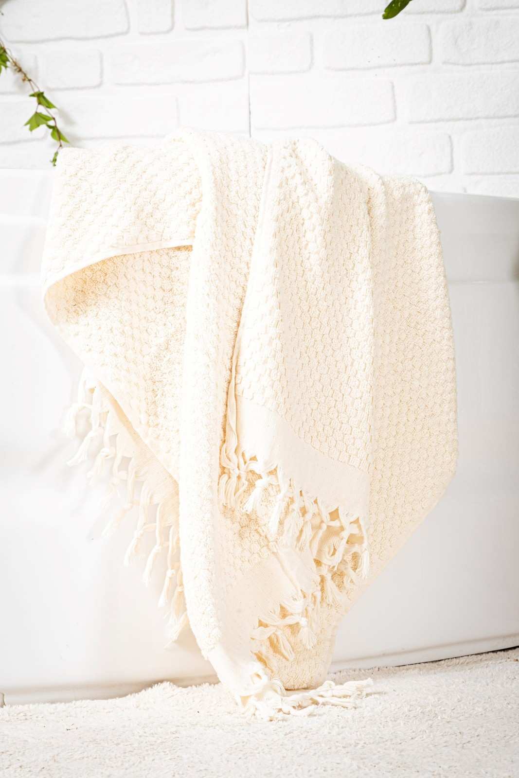 100% Organic Cotton Striped Bath Towel