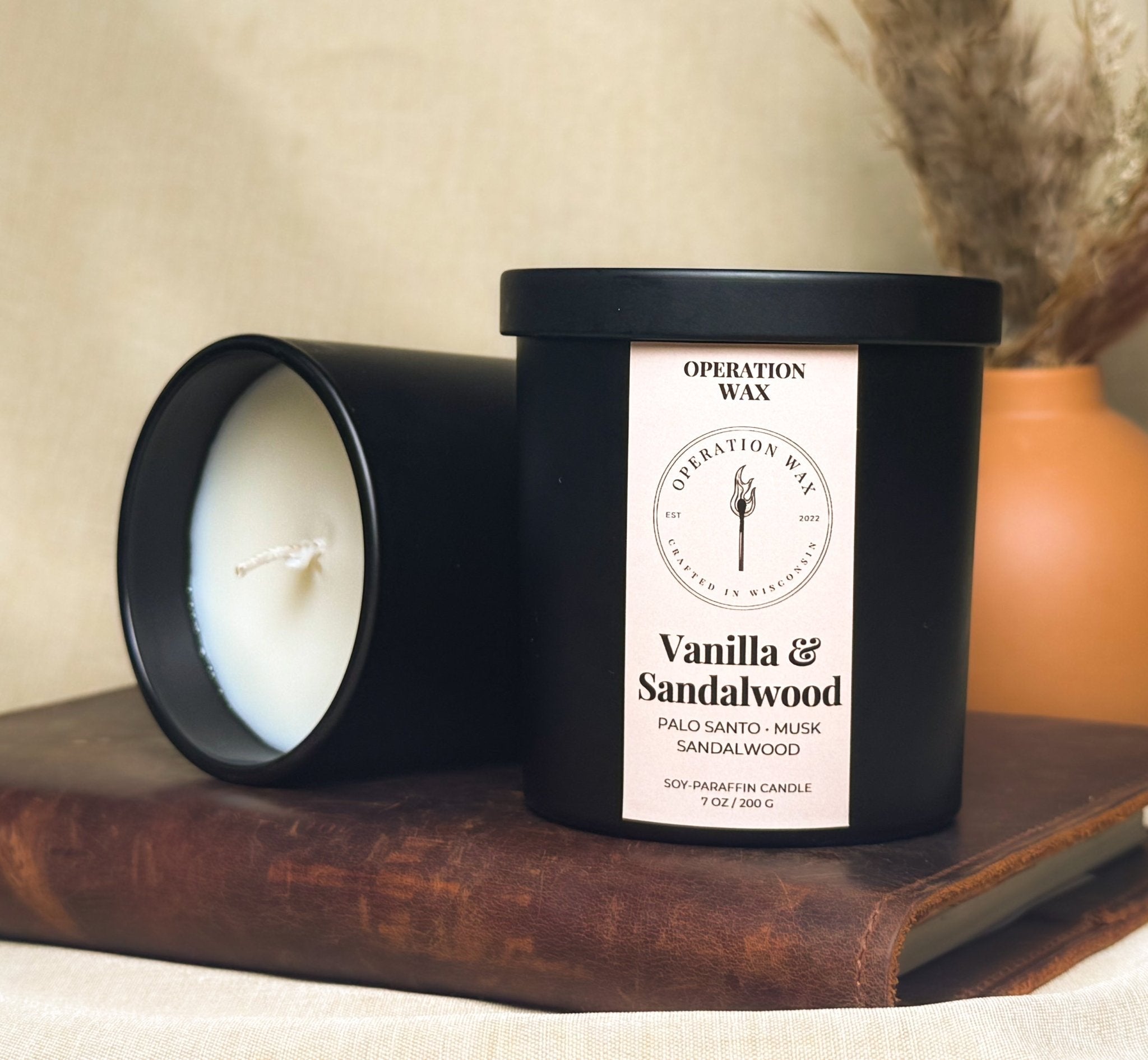 Vanilla & Sandalwood Scented Candle